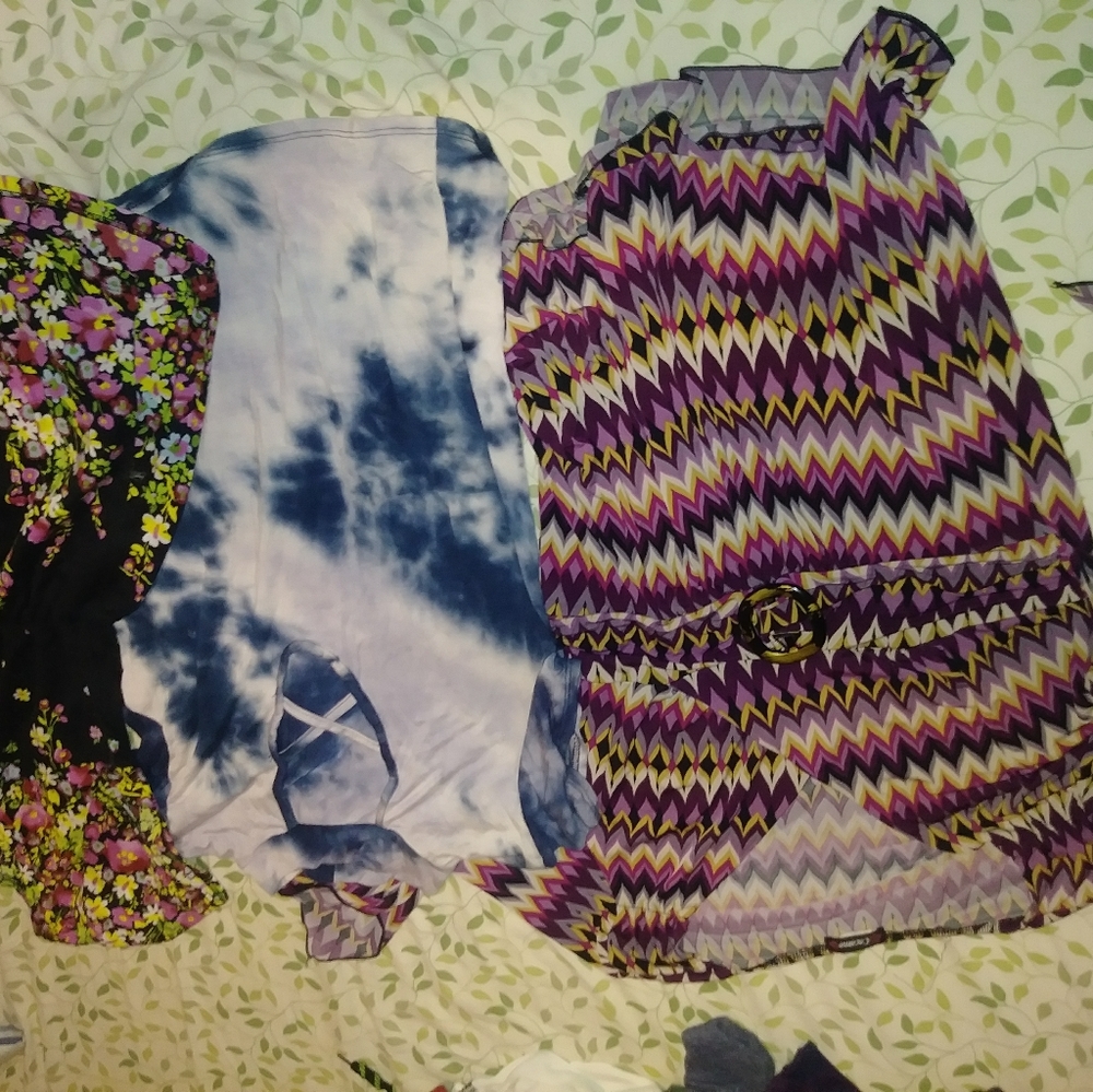 Size large 3 shirt lot